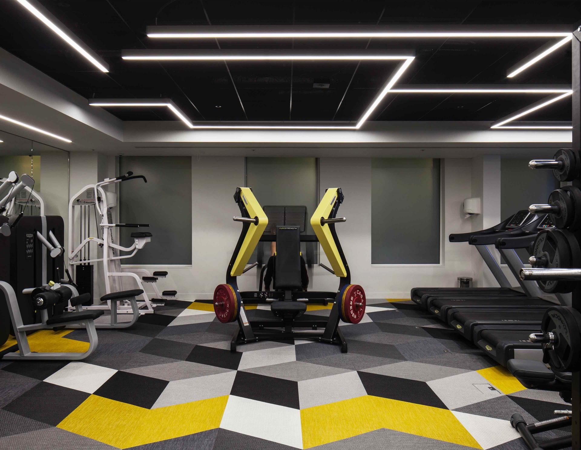 Phòng Gym cải thiện hiệu quả kinh doanh với đèn LED như thế nào? - Paragon