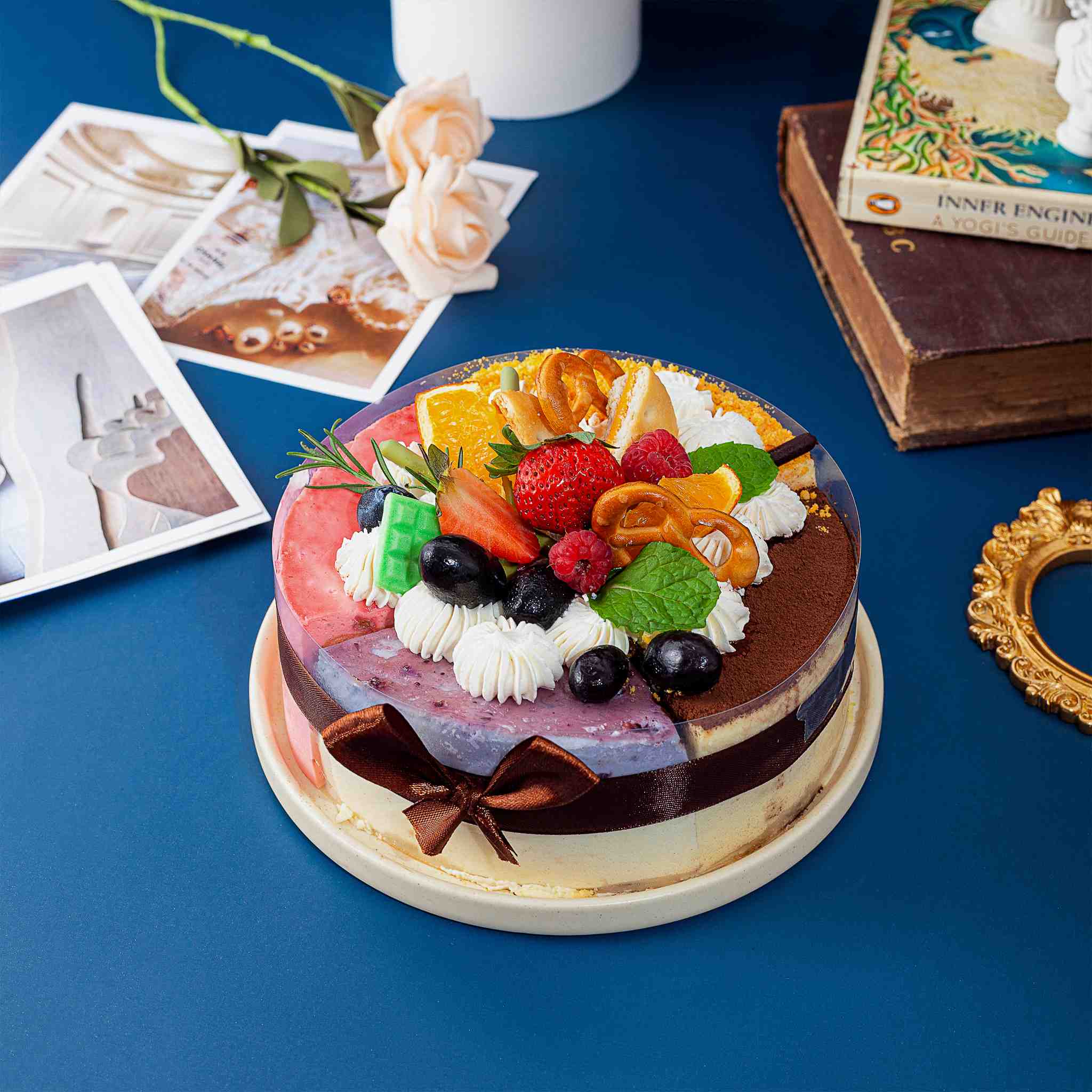 Bánh Sinh Nhật Hiện Đại - Bánh Cheese & Mousse Mix 4 Vị - Mẫu Hot Trend 1 - FRIENDSHIP CAKE & GIFT