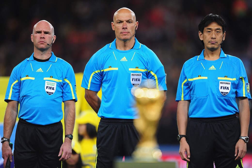 Trọng tài Howard Webb là ai? Sự nghiệp của anh ấy như một người thổi còi