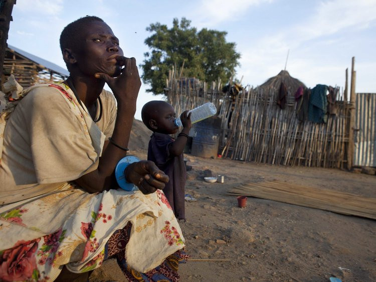 Cuộc sống khốn khổ ở Nam Sudan: Muốn ăn thịt gà phải tốn 2 tháng lương