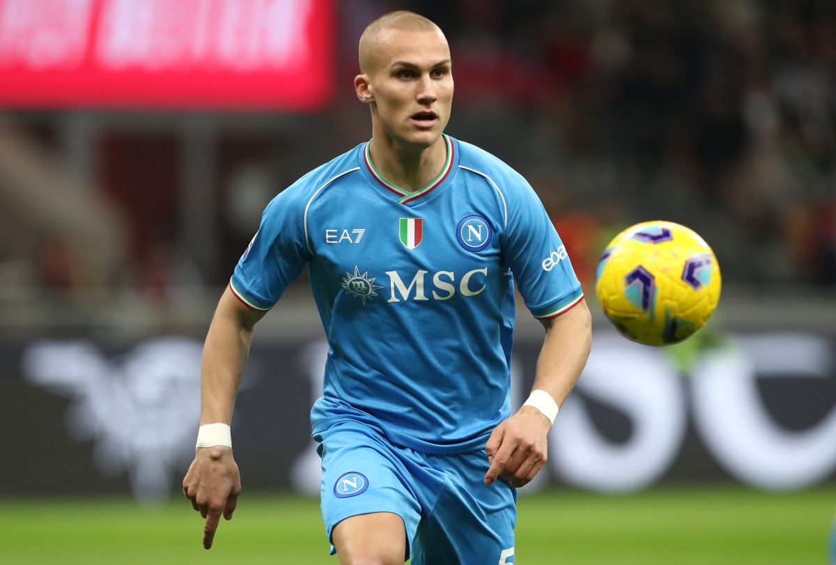 Chính thức | Trung vệ Leo Østigård của Napoli gia nhập Rennes - Yahoo Sports