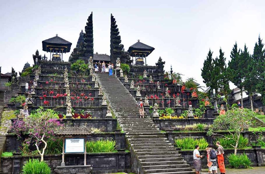 Đền Besakih Bali